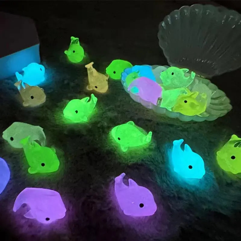 5 or 10 Pcs Random Glow in the Dark Mini Mystery Friends