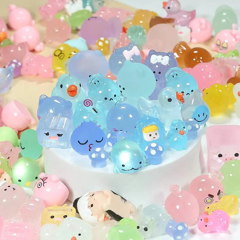 5 or 10 Pcs Random Glow in the Dark Mini Mystery Friends